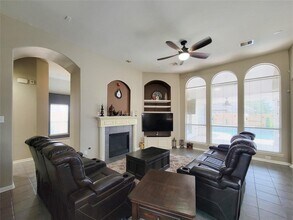 22531 Windbourne Dr in Tomball, TX - Building Photo - Building Photo