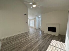 11506 Meadow Pines Ct in Stafford, TX - Building Photo