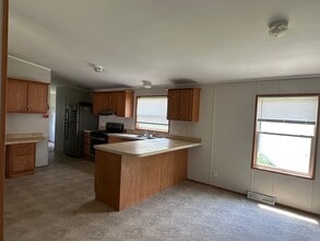 315 Sheryl A Ln in Battle Creek, MI - Building Photo - Building Photo