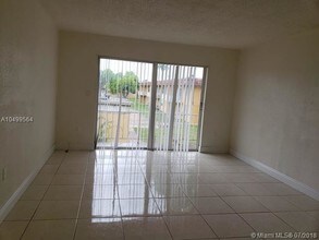505 NW 177th St-Unit -228 in Miami Gardens, FL - Building Photo - Building Photo