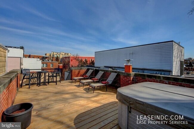 1721 Euclid St NW in Washington, DC - Building Photo - Building Photo