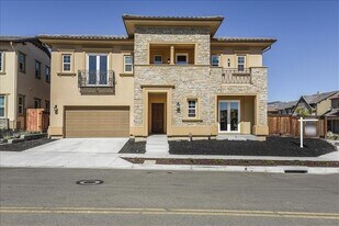 4489 Snowberry Ct in Concord, CA - Building Photo