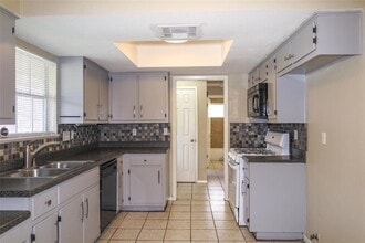 308 Golden Oaks Dr in Georgetown, TX - Building Photo - Building Photo