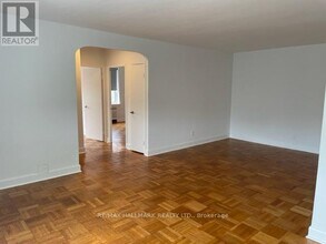 2-302 Newholm Rd in Toronto, ON - Building Photo - Building Photo