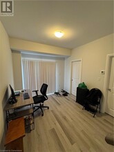 155 Equestrian Way in Cambridge, ON - Building Photo - Building Photo