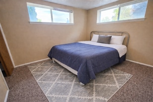 6781 S 2300 E, Unit Rooms for Rent in Salt Lake City, UT - Building Photo