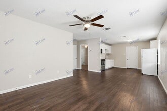 217 Joyce St in Weatherford, TX - Building Photo - Building Photo