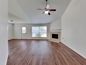 2114 English Green Way in Fresno, TX - Building Photo - Building Photo