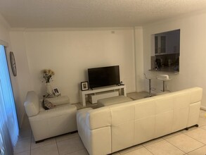 23288 SW 57th Ave in Boca Raton, FL - Building Photo - Building Photo