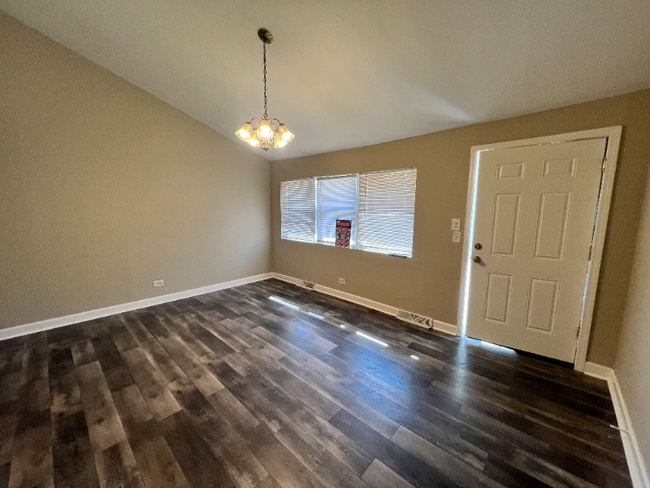 13269 S Eberhart Ave in Chicago, IL - Building Photo - Building Photo
