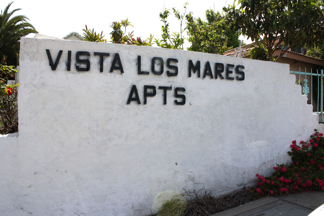 Los Mares Apartments in San Clemente, CA - Building Photo