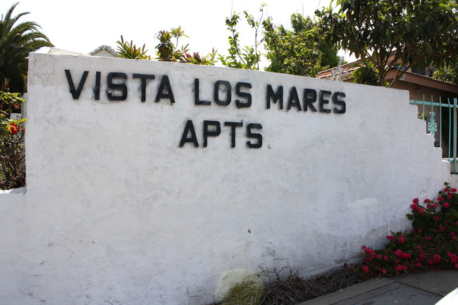 Los Mares Apartments