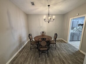 326 Stoney Creek Ave in Baton Rouge, LA - Building Photo - Building Photo