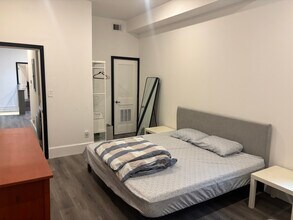 2313 N Front St, Unit 2 in Philadelphia, PA - Building Photo - Building Photo