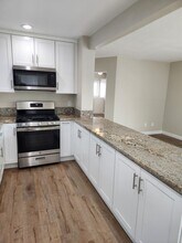 4648 Narragansett Ave in San Diego, CA - Building Photo - Building Photo