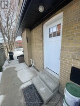 29 Pakenham Dr in Toronto, ON - Building Photo - Building Photo