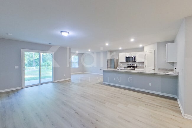 2519 Upland Cir in Bolivia, NC - Foto de edificio - Building Photo