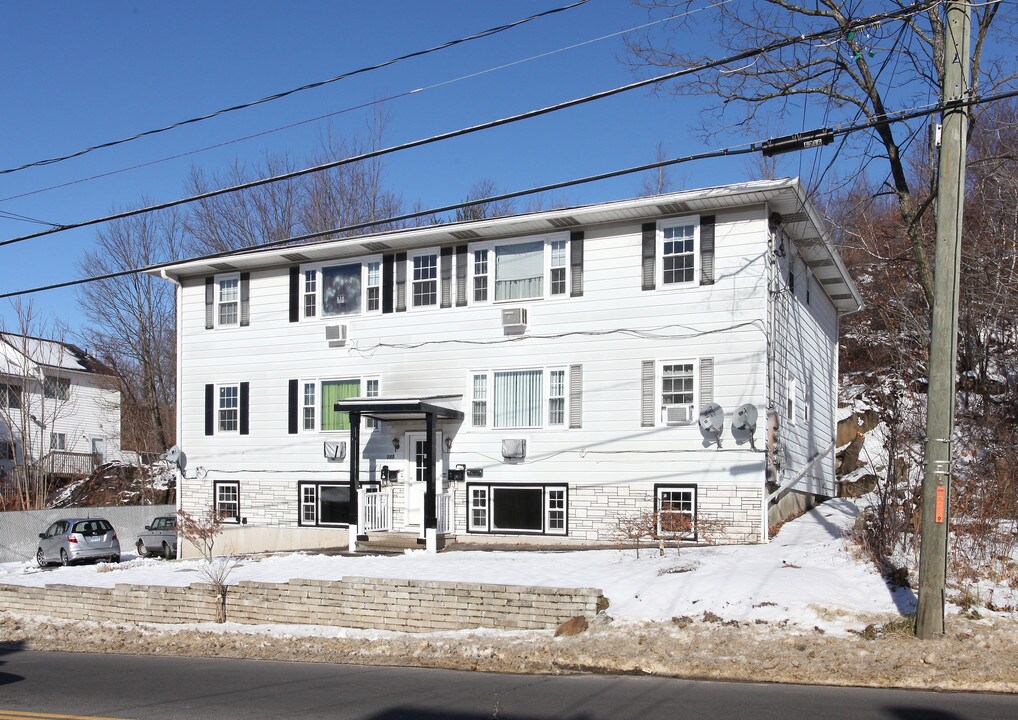 223 Wolcott St in Waterbury, CT - Building Photo