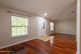 1341 Grey Feather Ln in Jacksonville, FL - Building Photo - Building Photo