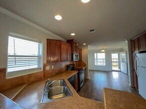 2500 US-90 in Alpine, TX - Foto de edificio - Building Photo