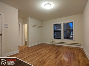 2842 N Orchard St, Unit #2840-4 in Chicago, IL - Building Photo - Building Photo