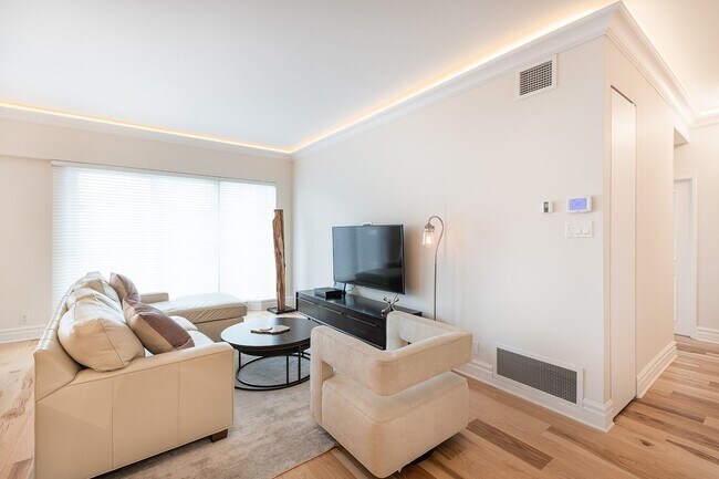 3455 Rue Drummond in Montréal, QC - Building Photo - Building Photo