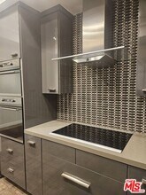 1880 Veteran Ave in Los Angeles, CA - Building Photo - Building Photo