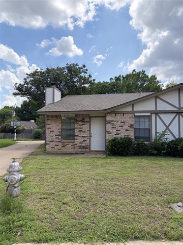 property at 2530 Indigo Ln