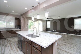 3080 S Jasmine Dr in Chandler, AZ - Foto de edificio - Building Photo