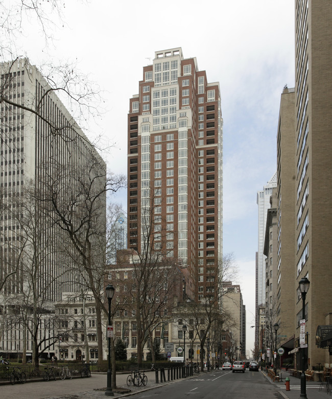 10 Rittenhouse Square in Philadelphia, PA - Building Photo - Building Photo