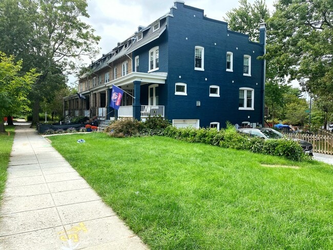 4310 New Hampshire Ave NW, Unit 1 in Washington, DC - Building Photo - Building Photo