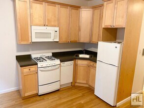 EAST 89 STREET in New York, NY - Building Photo - Building Photo