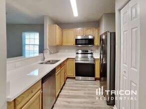 5805 Forest Point Rd in Raleigh, NC - Building Photo - Building Photo