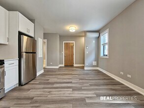 3939 N Janssen Ave in Chicago, IL - Building Photo - Building Photo