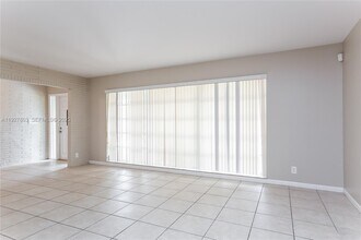 1461 Wyndcliff Dr in Wellington, FL - Building Photo - Building Photo