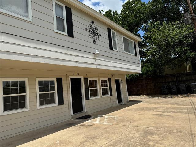307 E Mitchell St in Arlington, TX - Building Photo