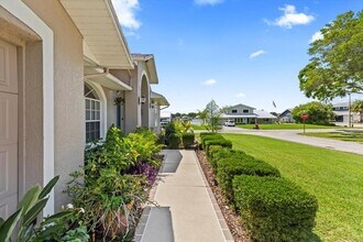 22852 Fern Ct in Land O Lakes, FL - Building Photo - Building Photo