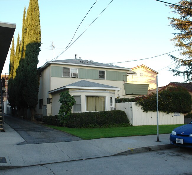 5021 Klump Ave in North Hollywood, CA - Building Photo - Building Photo