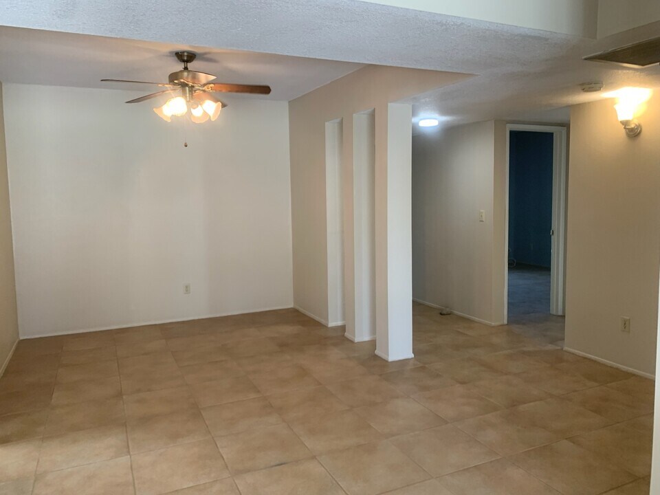 6632 E Paseo Dorado in Tucson, AZ - Building Photo