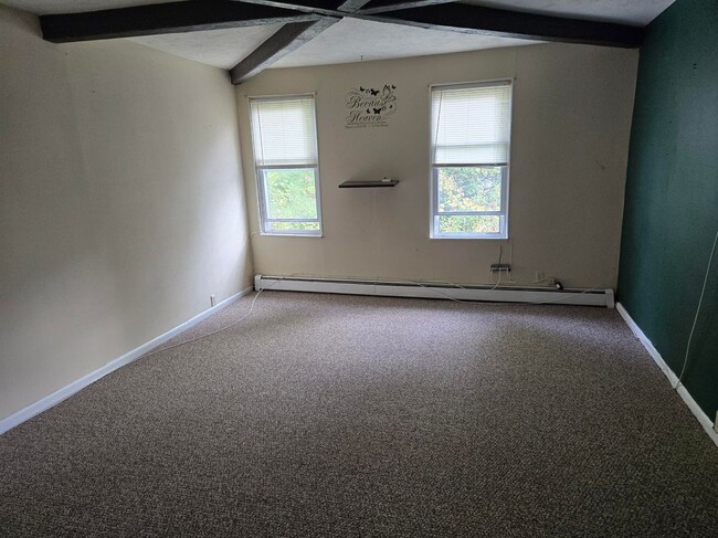 3301 E Northern Pkwy in Baltimore, MD - Building Photo - Building Photo