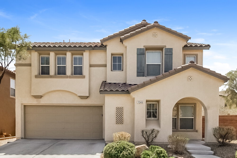 7249 Huckaby Ave in Las Vegas, NV - Building Photo