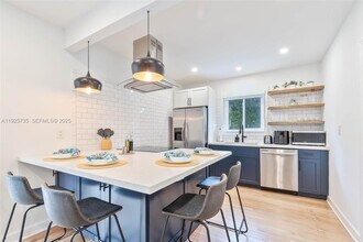 260 NE 46th St in Miami, FL - Building Photo - Building Photo