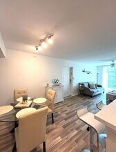 713 Villa Cir in Boynton Beach, FL - Building Photo - Building Photo