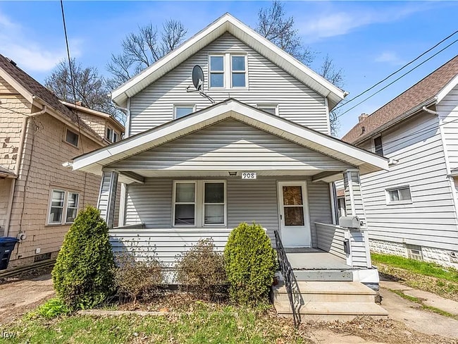 property at 908 Dayton St