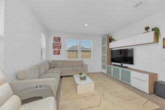 20704 John Gill Dr in Manor, TX - Building Photo - Building Photo