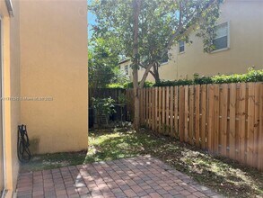 9217 SW 227th St in Cutler Bay, FL - Building Photo - Building Photo
