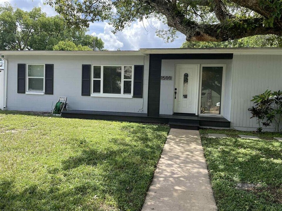 1500 Flagami Terrace in Deltona, FL - Building Photo