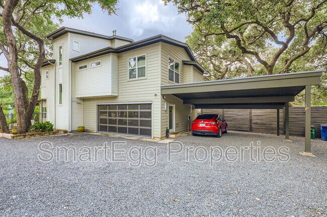 property at 1211 W Mary St