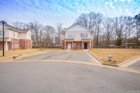 1208 Sadie Dr in Bryant, AR - Foto de edificio - Building Photo