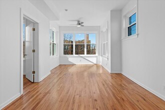 4343 N Spaulding Ave-Unit -3 in Chicago, IL - Building Photo - Building Photo